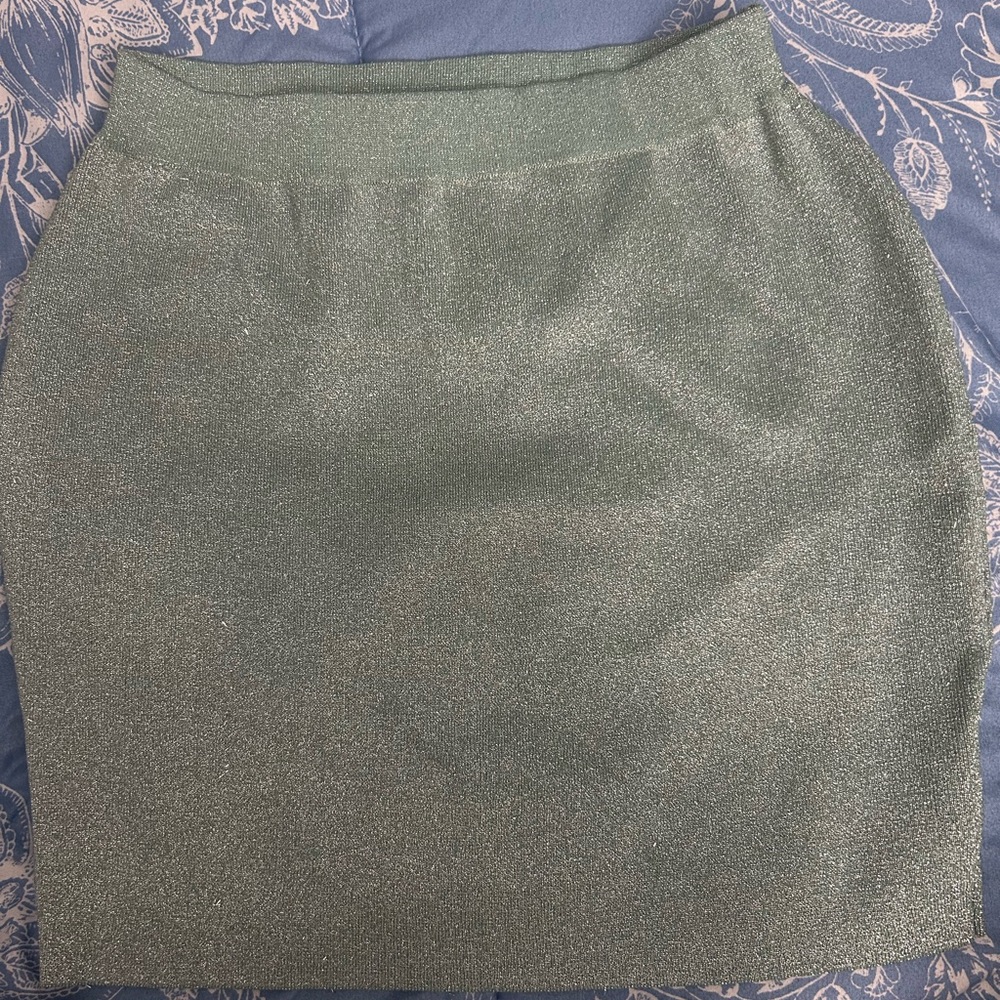 Chic Green Pencil Skirt